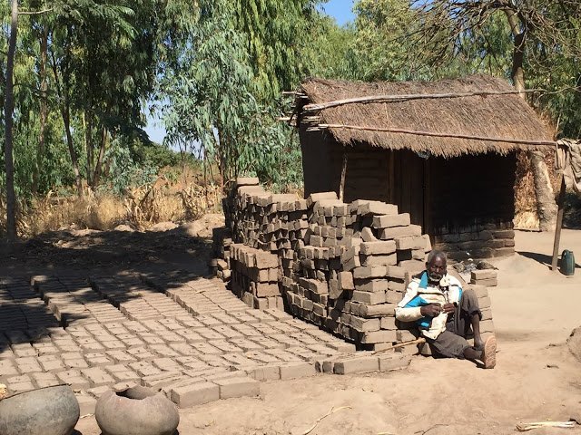 Cuptor de cărămizi în Mpyupyu
