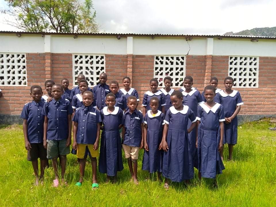School uniforms for 135 children